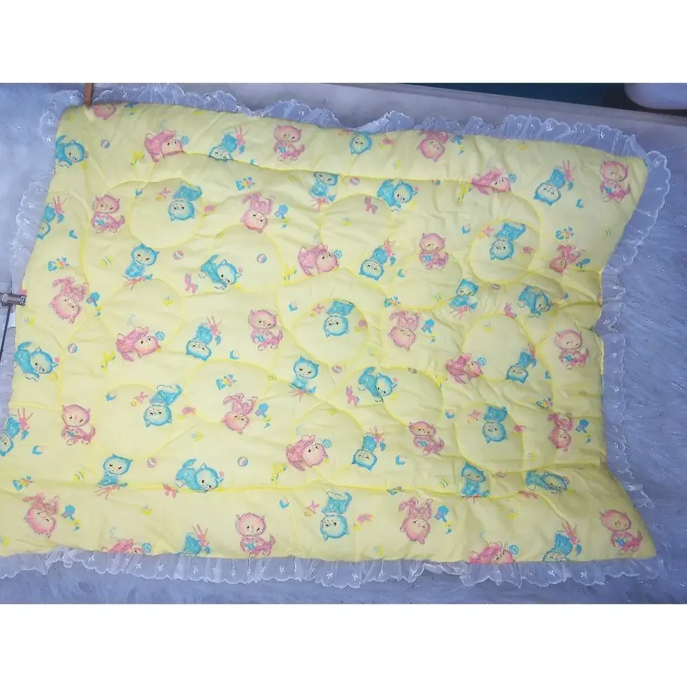 Vintage Standard Mattress Co Baby Quilted Baby Blanket Yellow Ruffle Kittens